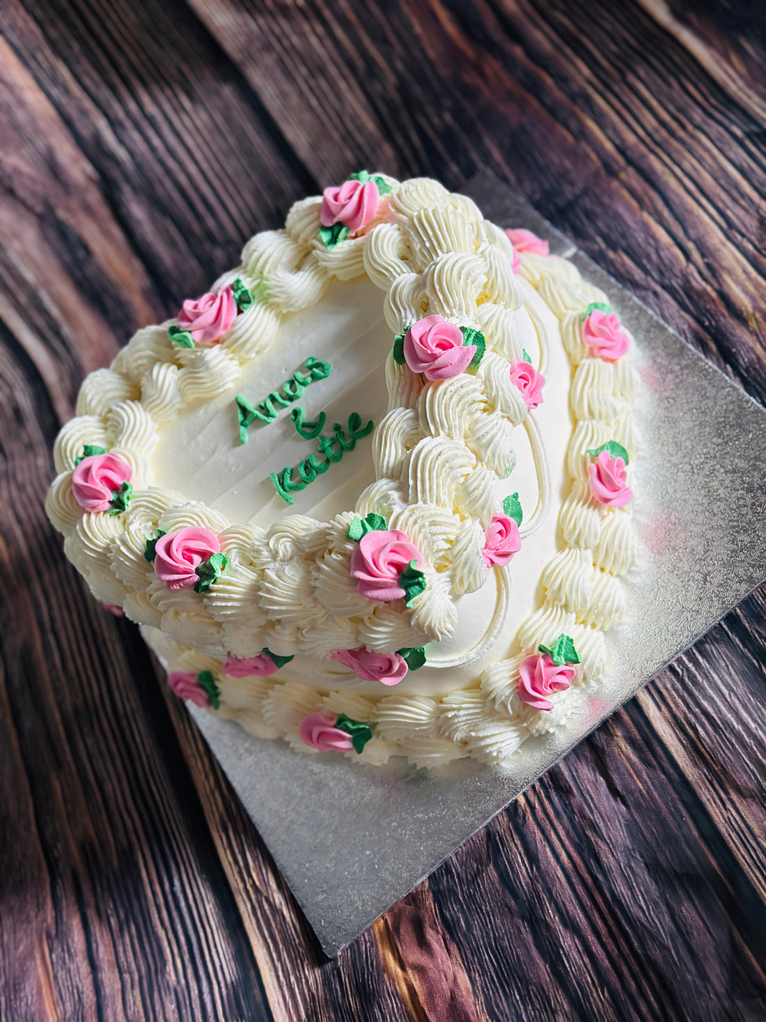 Why Cake Trays is East London's Go-To Destination for Birthday Cakes