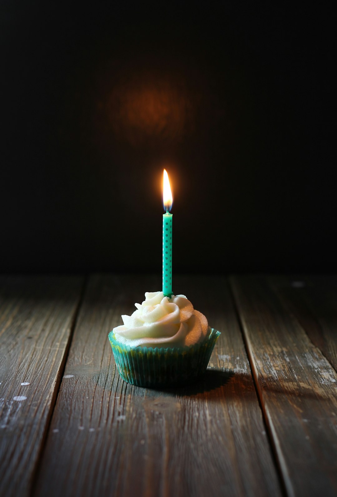 The Sweet Surprise: The Role of Delivery Services in Birthday Celebrations