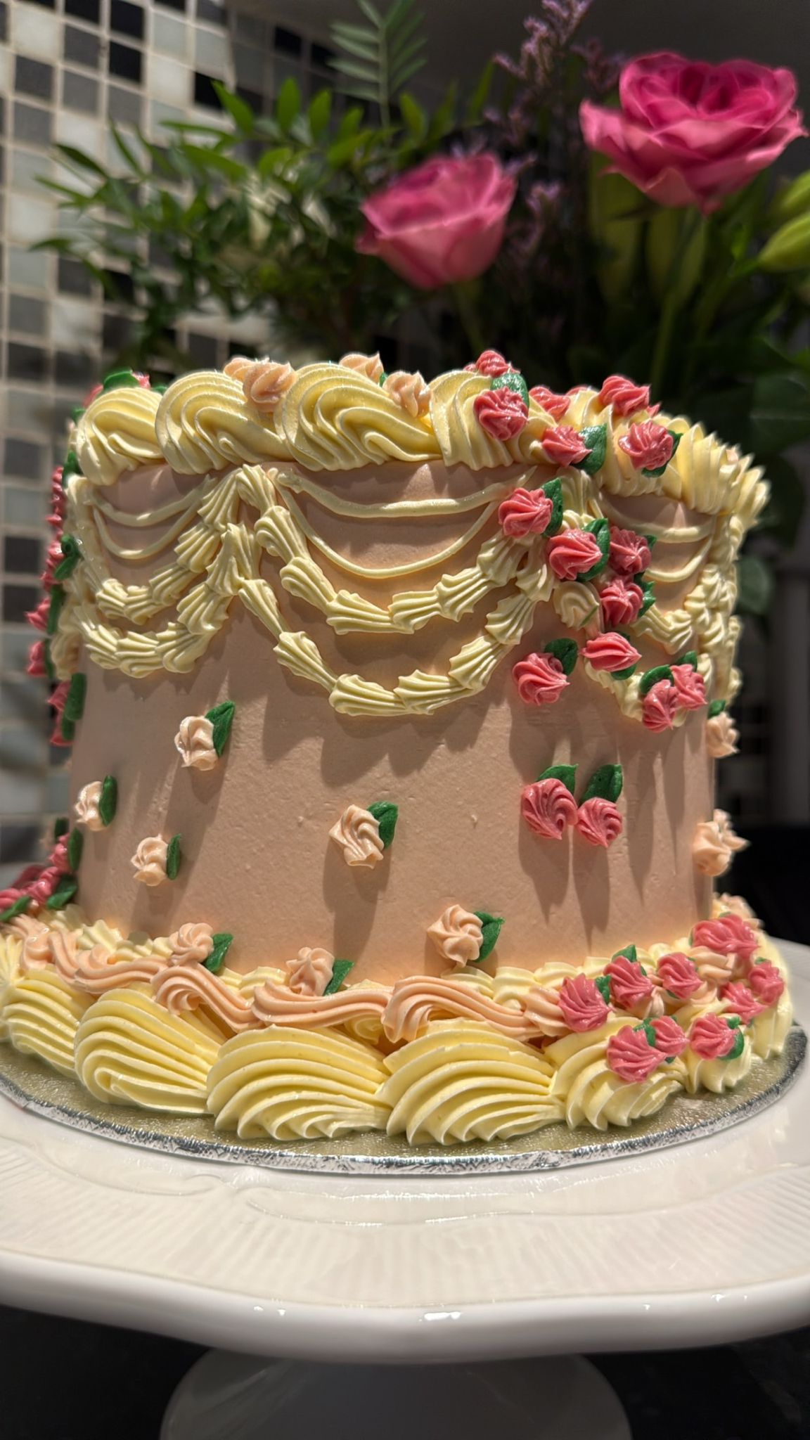 Pink Vintage Rosebud Buttercream Cake