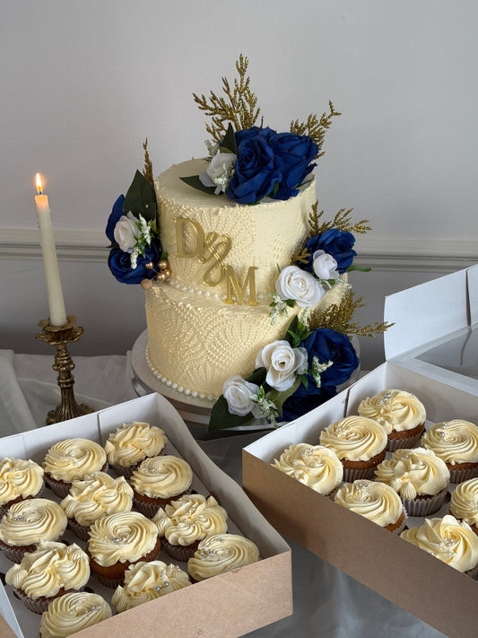 Personalised message cake delivery in Romford, London from CakeTrays.co.uk.