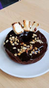 Custom Cakes vs Store-Bought The Sweet Showdown in East London