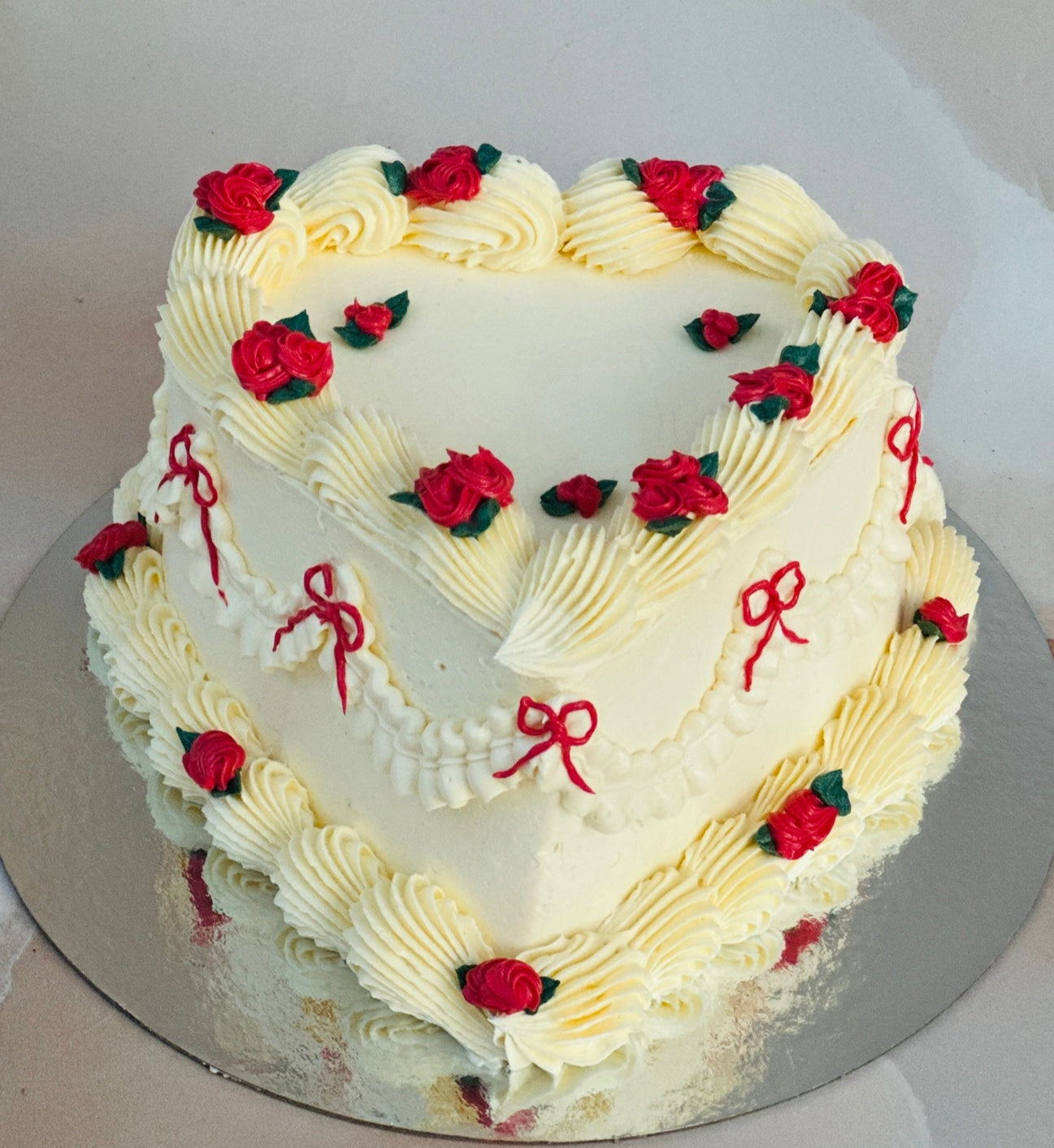 Vintage-Style Christmas Cake in Heart Shape – Order Now in Ilford & East London