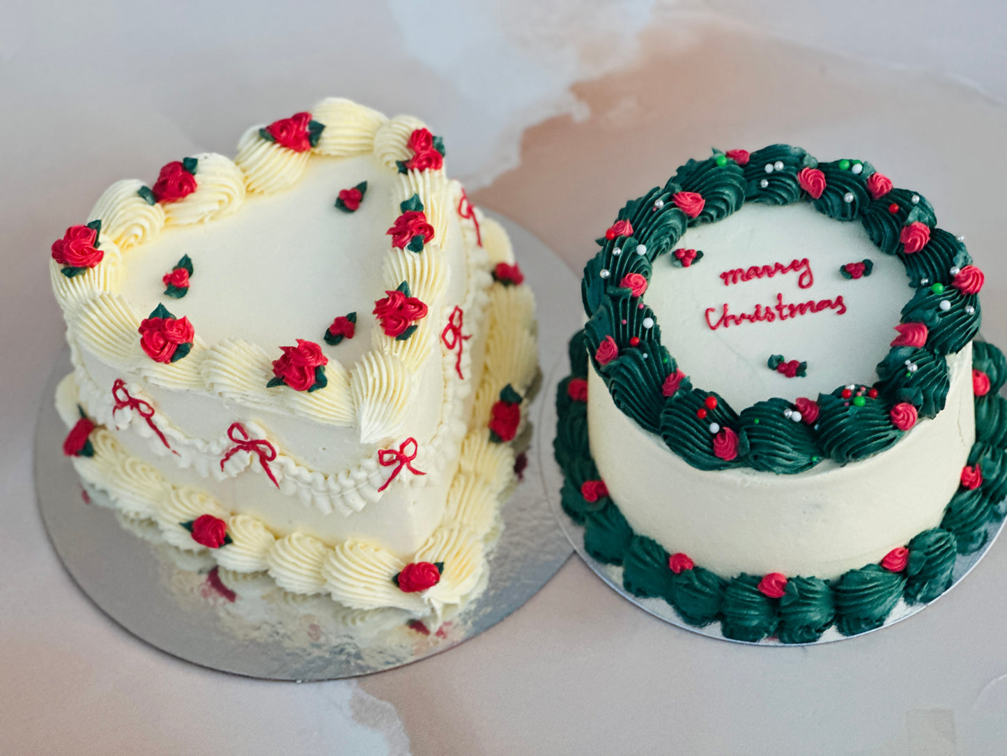 Christmas Heart Cake