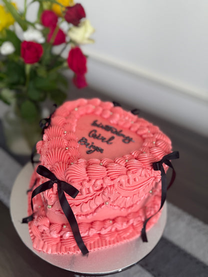 Vintage Heart Cake CT95