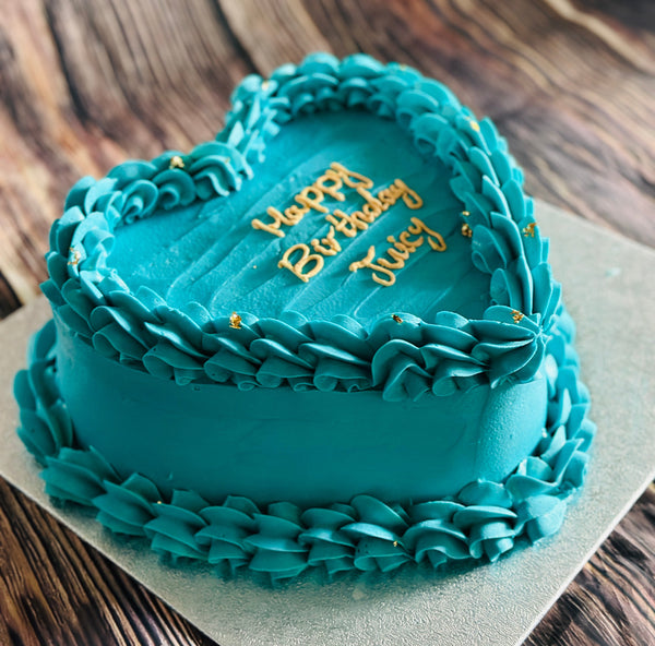 Vintage piped heart cake delivered to a home near Valentines Park, Ilford