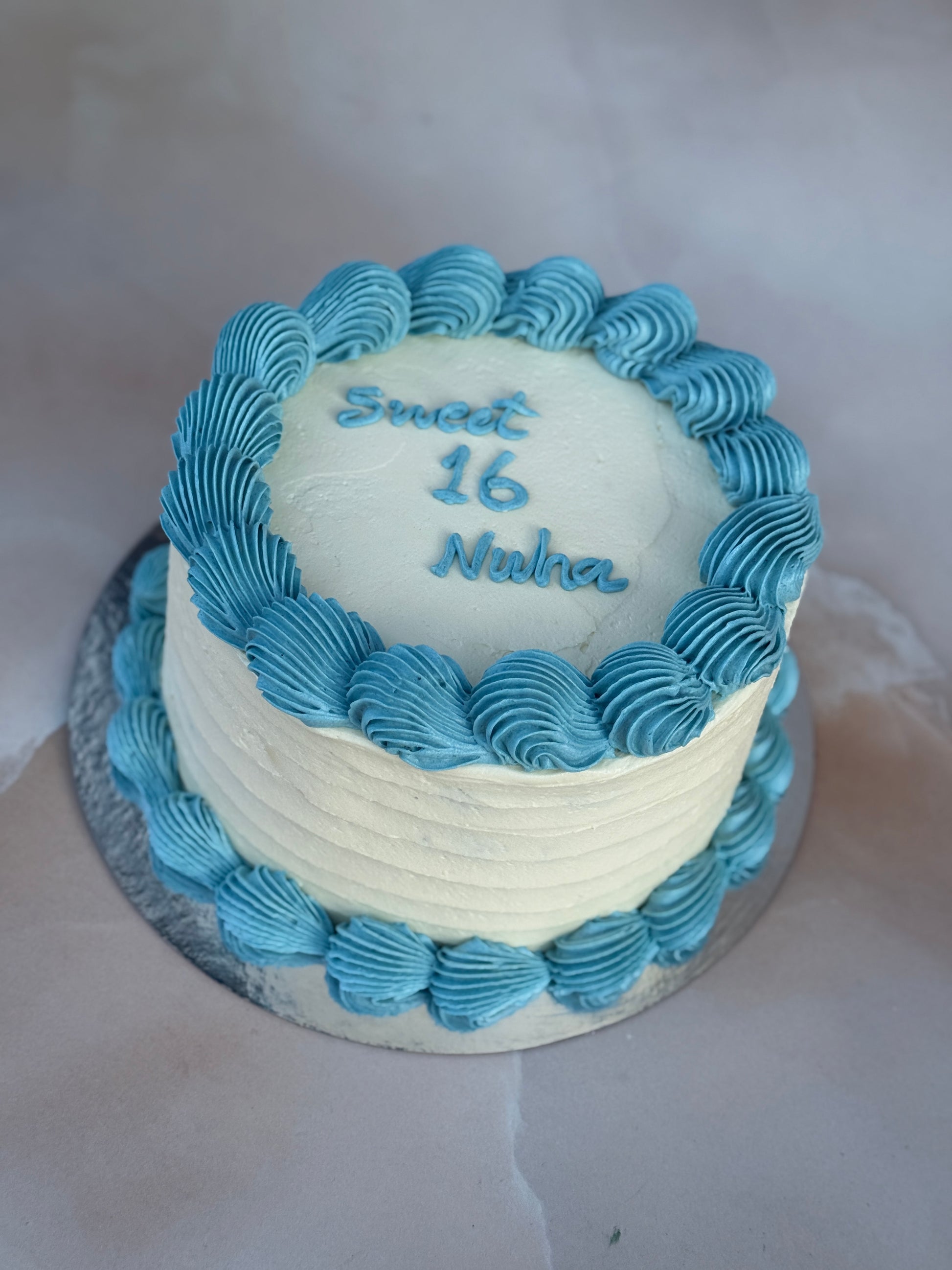 Custom birthday cake with message, fast delivery to Romford and Gidea Park.