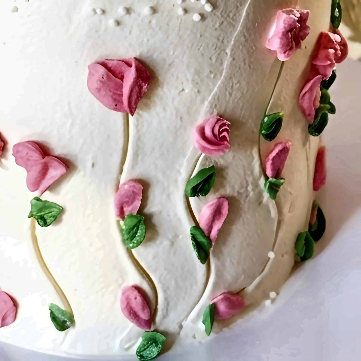 Pink Tulip Garden Vintage Cake close-up detail