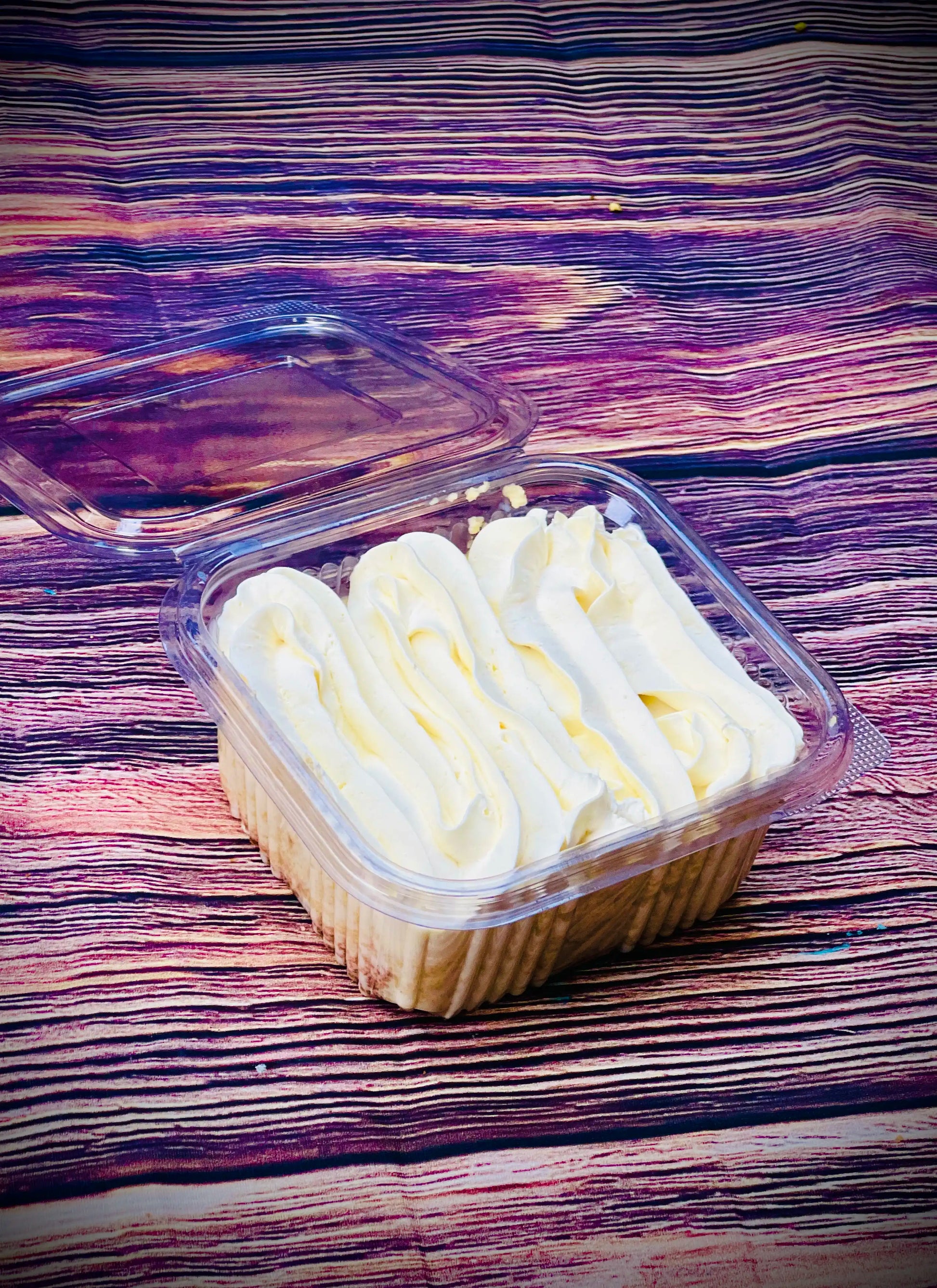 Vanilla Milk Cake Slice (Min Order x10 Slices) - Premium Cakes & Dessert Bars from Cake Trays - Just £2.25! Shop now at Cake Trays